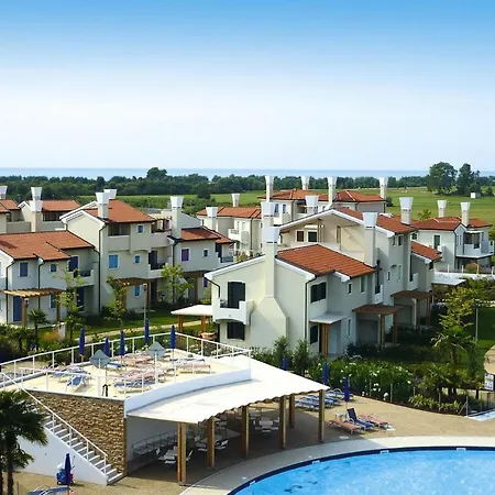 Villaggio A Mare, Lido Altanea